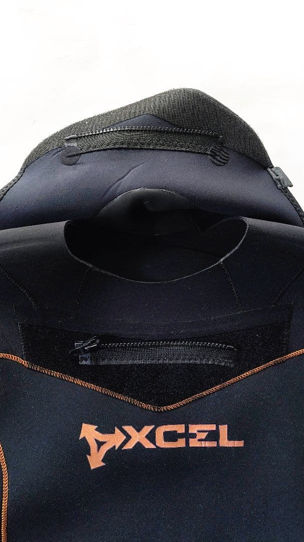 【超美品】XCEL フルスーツ ノンジップ 5×3 ブラック/ゴールド 日本製