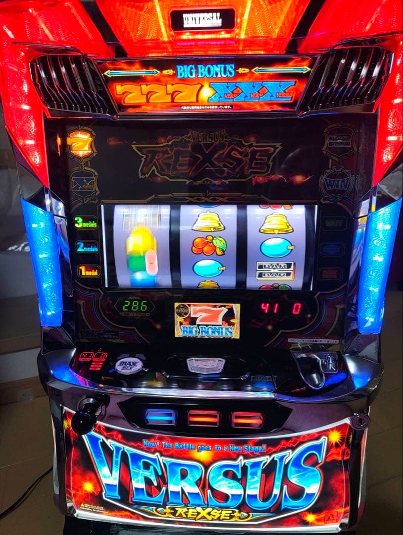 【送料込み】バーサス パチスロ実機 スロット実機 VERSUS