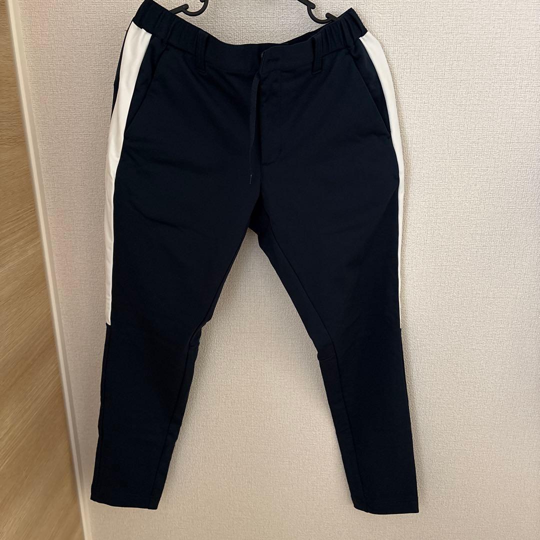 ヨネックス メンズノータックパンツ　Lサイズ