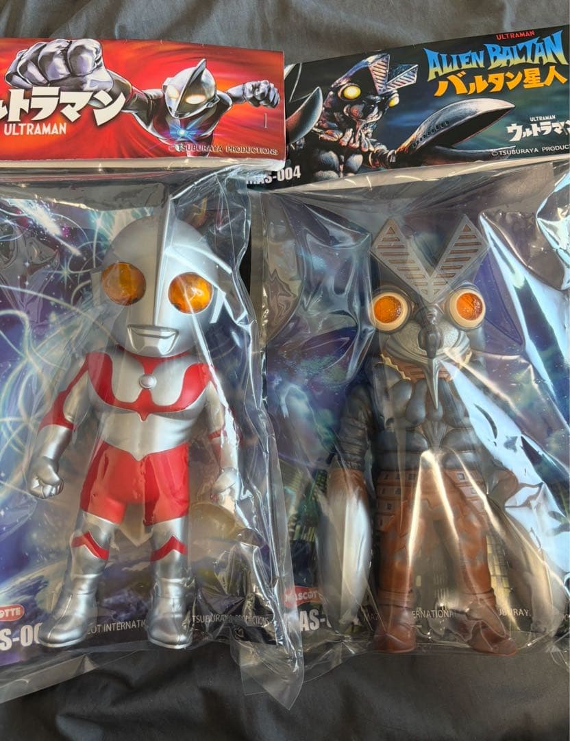 【新品未開封】 MAZZCOT ・MASCOTTE ウルトラマン、バルタン星人
