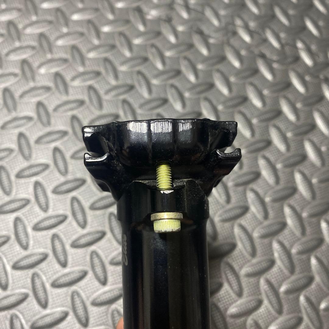 THOMSON シートポスト　Elite 31.6 x 367mm ブラック