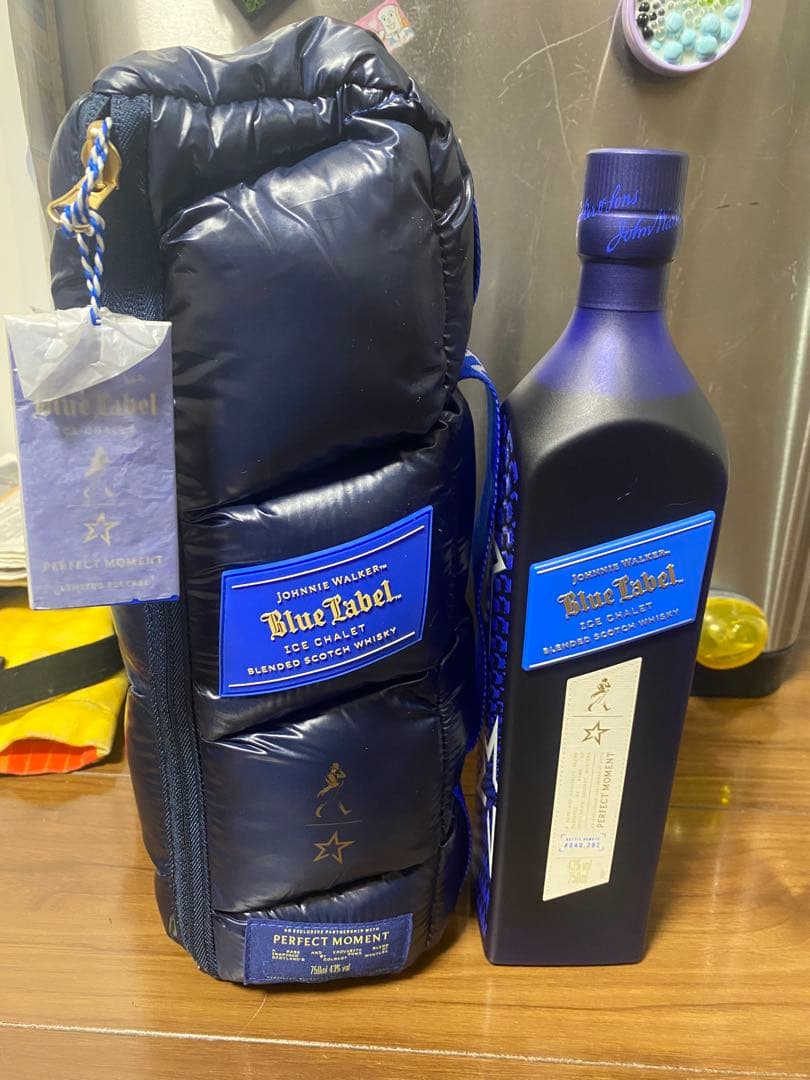 新品 ジョニーウォーカー ブルーラベル アイスシャレー 43% 750ml