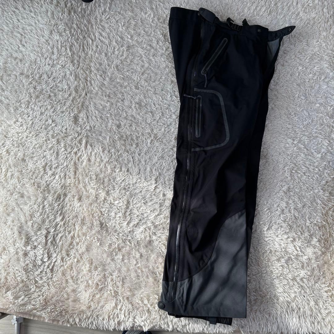 モンベル　ゴアテックス　サイズL アルパインサーマシェル パンツ