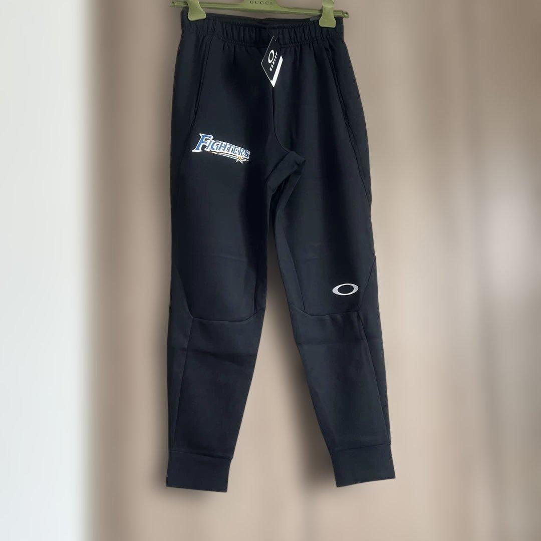 オークリー (OAKLEY)北海道日本ハムファイターズトレーニングパンツ L新品
