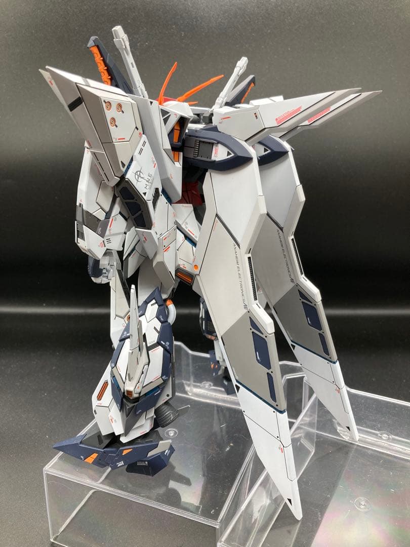 HG 1/144 クスィーガンダム 徹底改修 塗装済み完成品