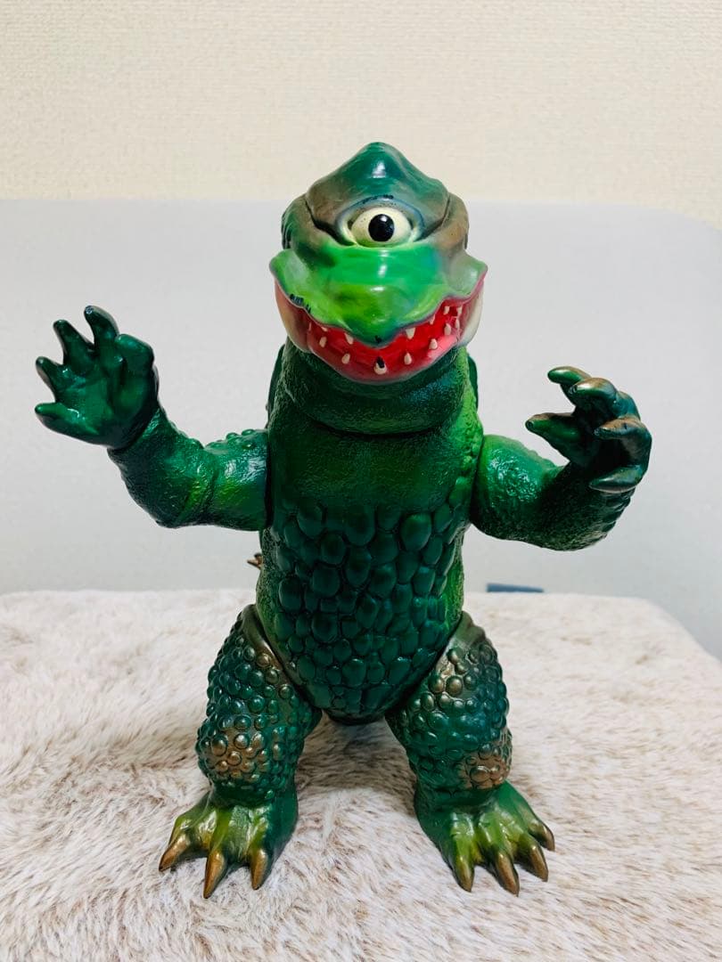 ザゴラ山中の怪獣　中岡俊哉 世界の怪獣シリーズ　シカルナ工房