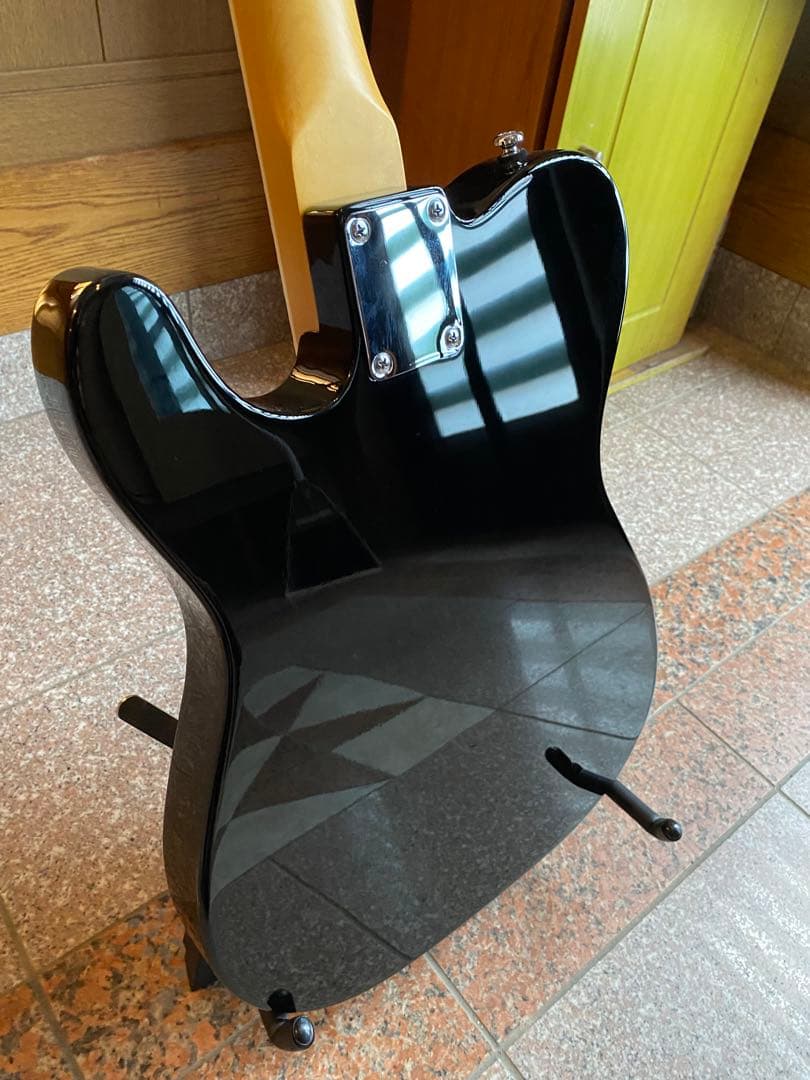 エルクカトラス　ELK Cutlass ブラック エレキギター Bigsby搭載