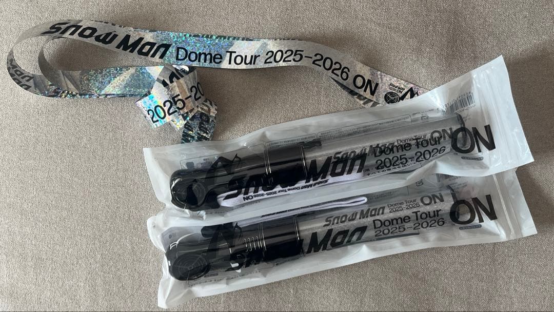 即日発送【新品未使用】Man ペンライト ON 銀テープおまけつき