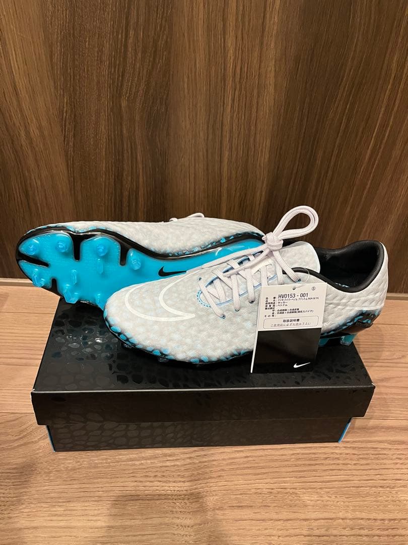 NIKEハイパーヴェノムファントム RGN SE FG 25.5cm