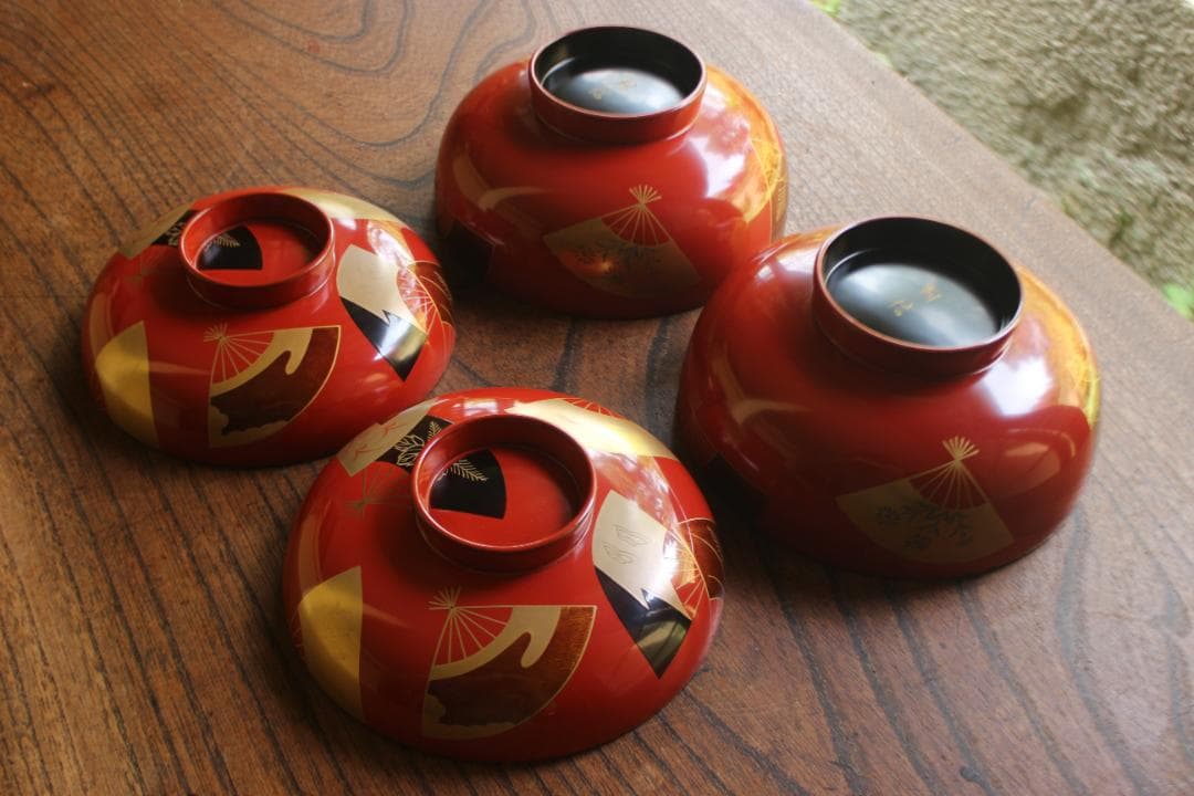 デッドストック！上質朱漆に優美な扇面蒔絵の映える煮物椀2点（検輪島塗雑煮椀