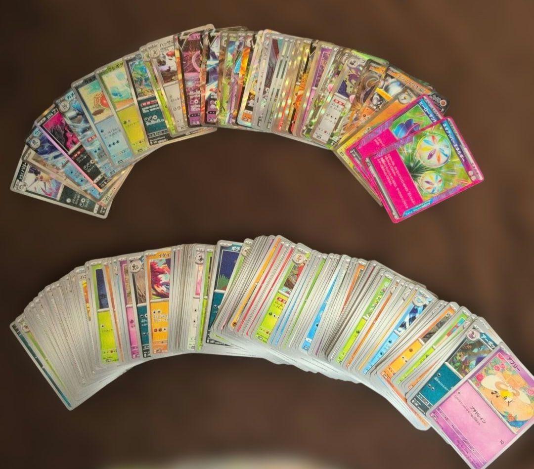 ポケモンカード296枚　（ノーマル？247枚　キラキラ入り49枚）