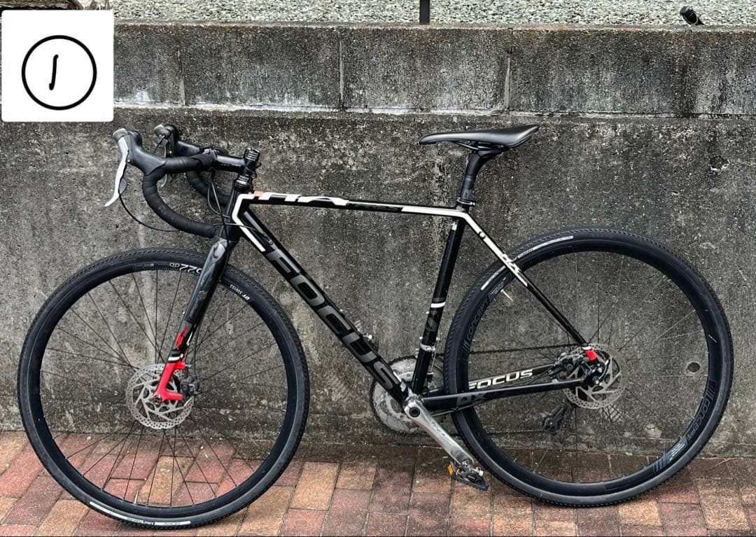 FOCUS MARES AXとORTLIEBバッグセット