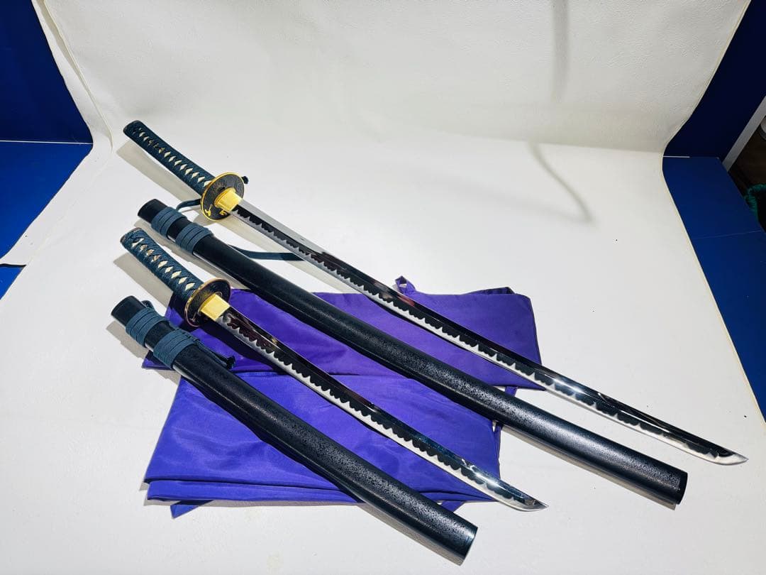 美品）模造刀 日本刀 居合刀２本骨董品 時代物 コレクション コスプレ 武具