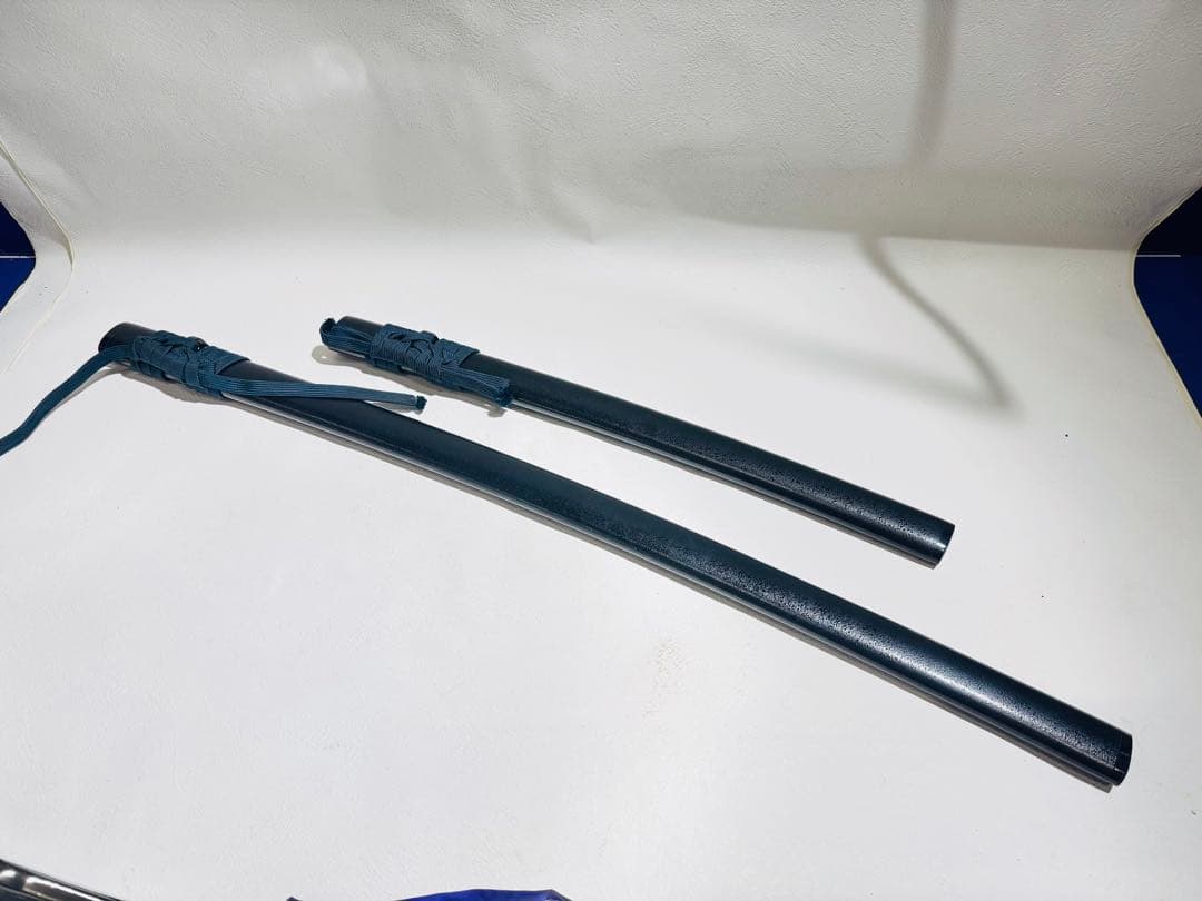 美品）模造刀 日本刀 居合刀２本骨董品 時代物 コレクション コスプレ 武具