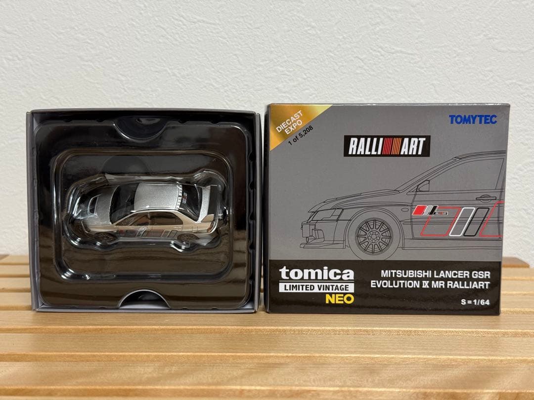 トミカ リミテッド ヴィンテージ 三菱 ランサー GSR エキスポ 海外限定
