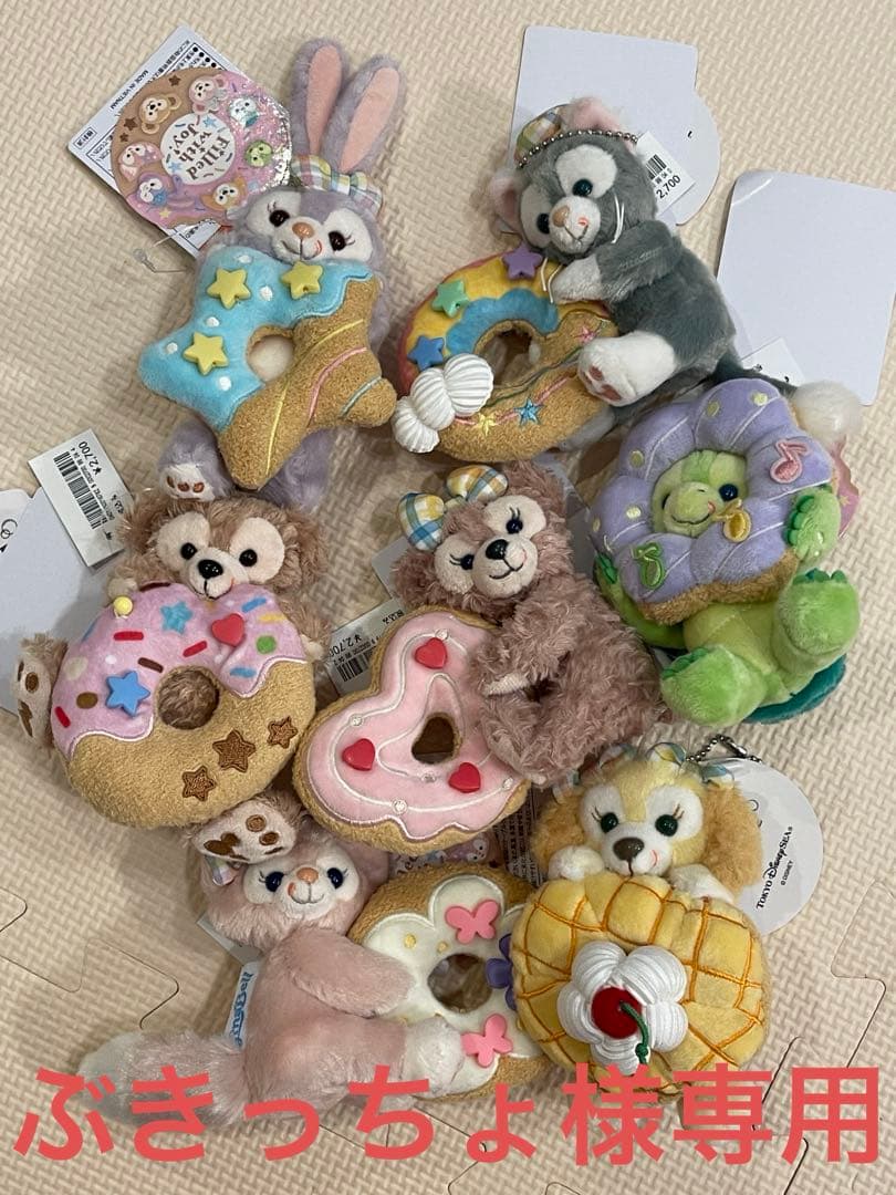 お顔厳選タグ付き新品ダッフィーのフィルド・ウィズ・ジョイ　ぬいぐるみバッジセット