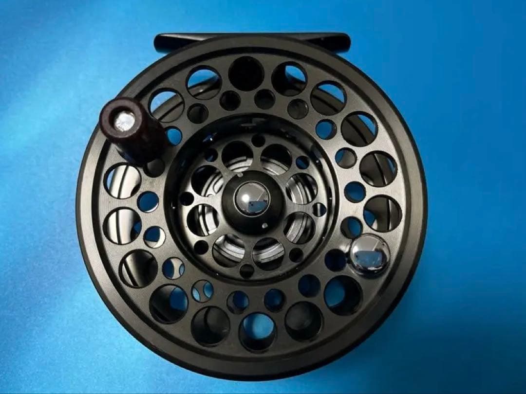 シマノ　フリーストーン LA7•8　フライリール