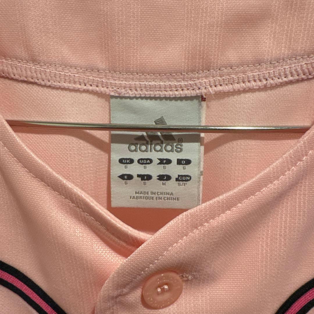 野球　読売ジャイアンツ　ユニフォーム　ピンク