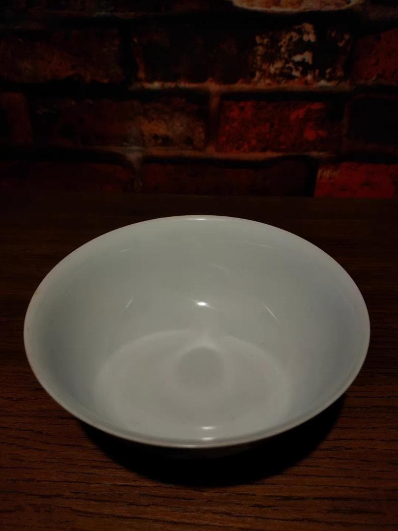 珐琅彩 瓷碗｜雍正様式 款識あり｜墨地釉 開窗 花卉文