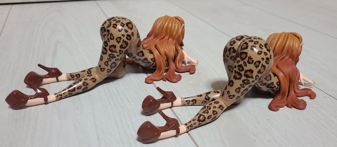 ★峰不二子ヒョウ柄フィギュア 2体セット★