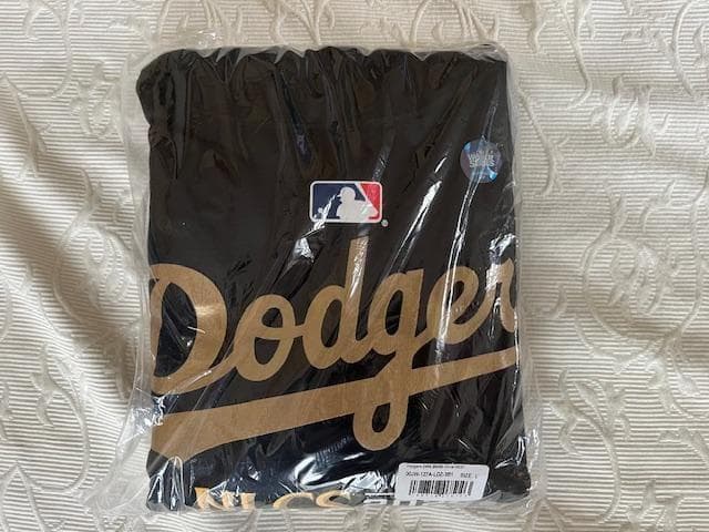 大谷翔平NLCS2024チャンピオン選手ロッカーROOMBLACKフディ使用M