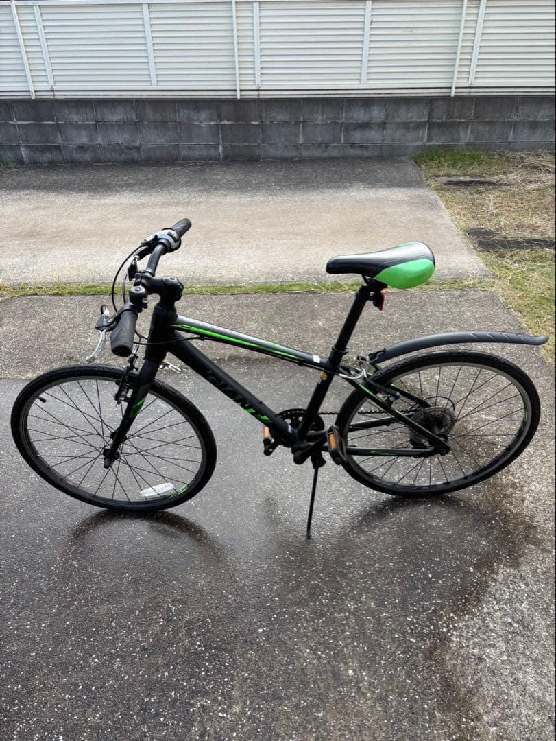 Giant クロスバイク ブラック/グリーン