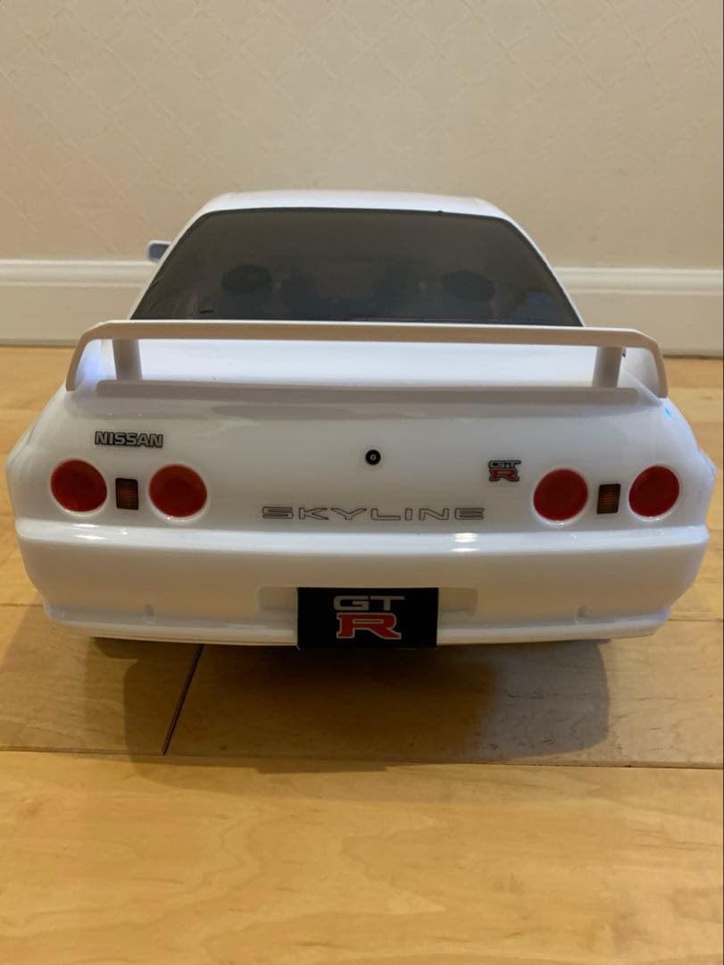 タミヤ　1/10ラジコン　TT-02 R32スカイラインGT-R