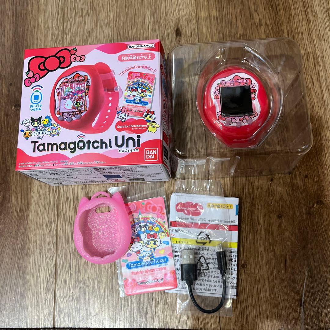 バンダイ Tamagotchi Uni たまごっちユニ　サンリオ