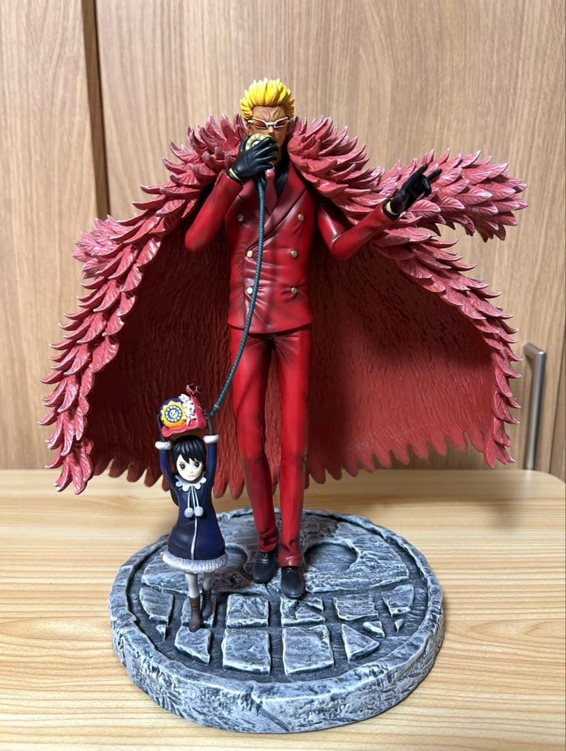 【稀少】ドフラミンゴ　フィギュア　Eon Studio