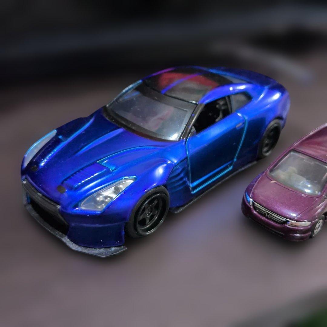 青いスポーツカー ミニカー リアウィング付き
