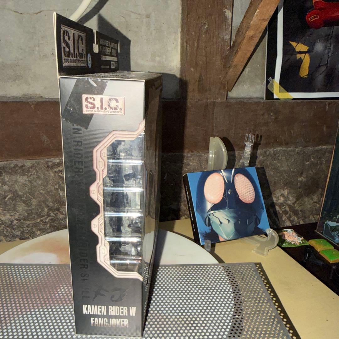 sic 仮面ライダーW ファングジョーカー スカル フィギュア