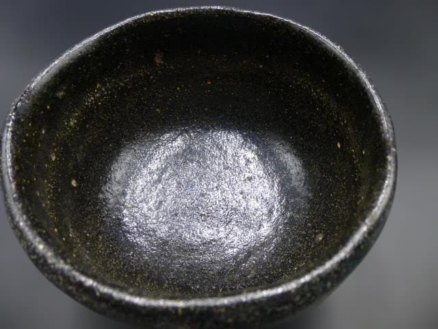 楽吉左衛門　十代　旦入　黒茶碗／共箱／楽吉左衛門　十一代　慶入極め箱／仕覆