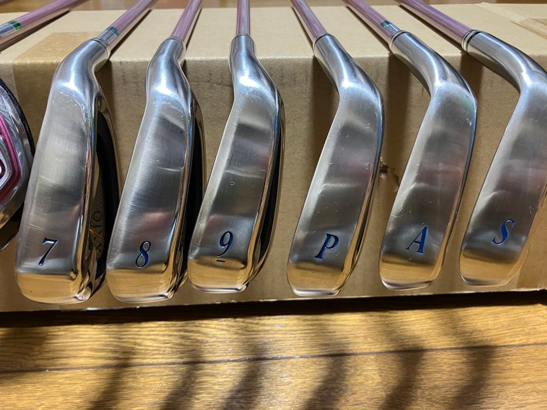 ゼクシオ8 レディース クラブセット 10本(L/ボルドー)