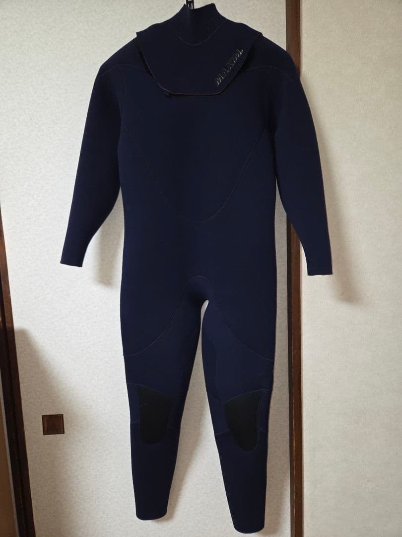 MAXIMフルスーツ サイズL寸XL幅ぐらい