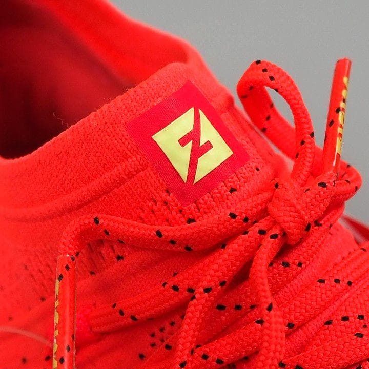 新品 プーマ フューチャー Z 1.4 FG/AG トップモデル スパイク 25