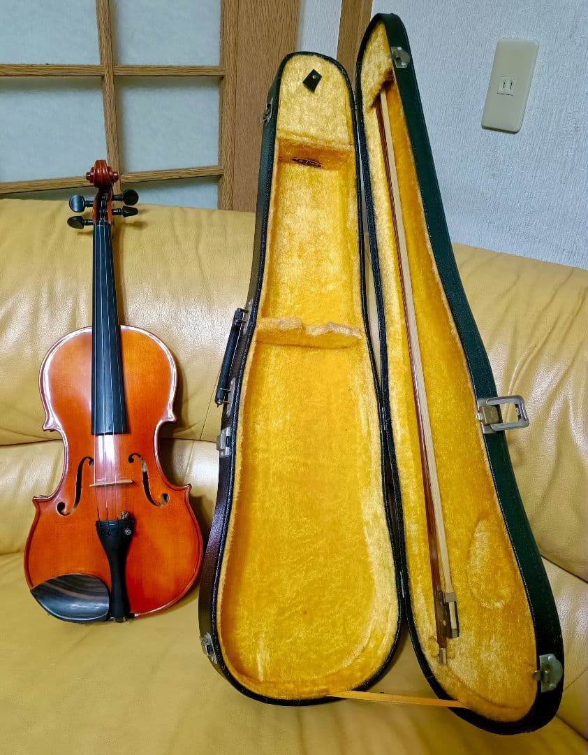 【良乾燥良音美品】スズキバイオリン4/4 No.330 虎杢 本体 弓 ケース付