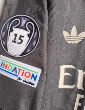 24/25 レアル・マドリード アウェイ 長袖 ユニフォーム 8番 バルベルデ