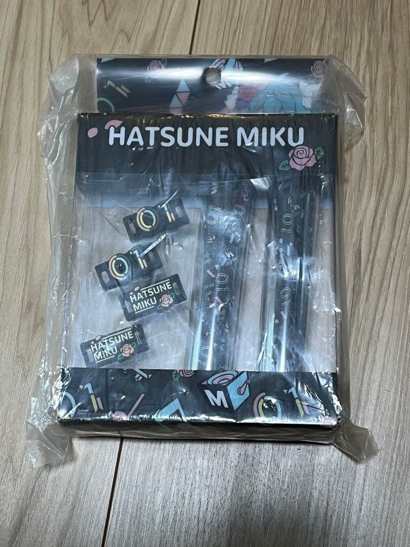 初音ミク　靴紐