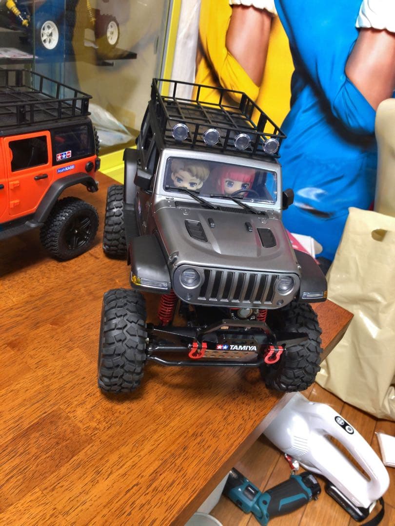 MN128 クローラーラジコン