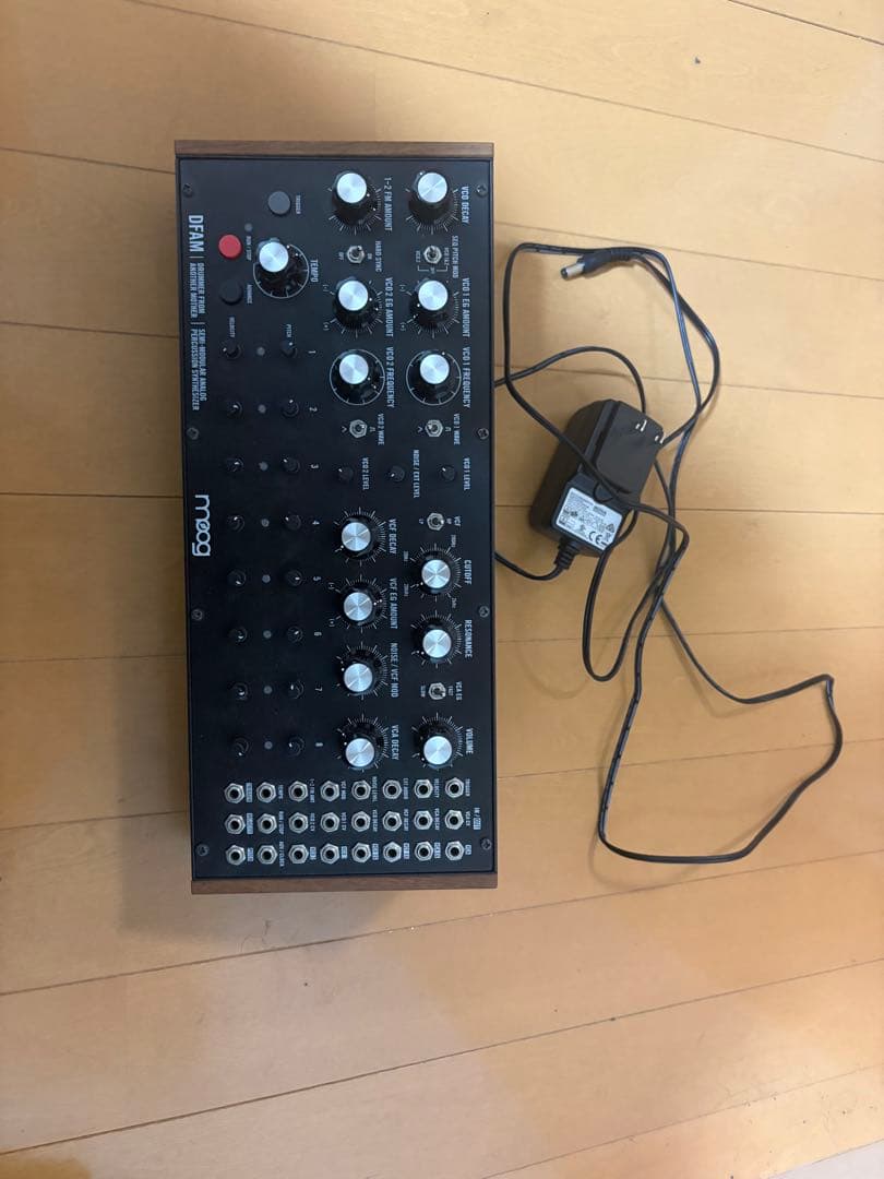 Moog dfam アナログシンセサイザー 本体