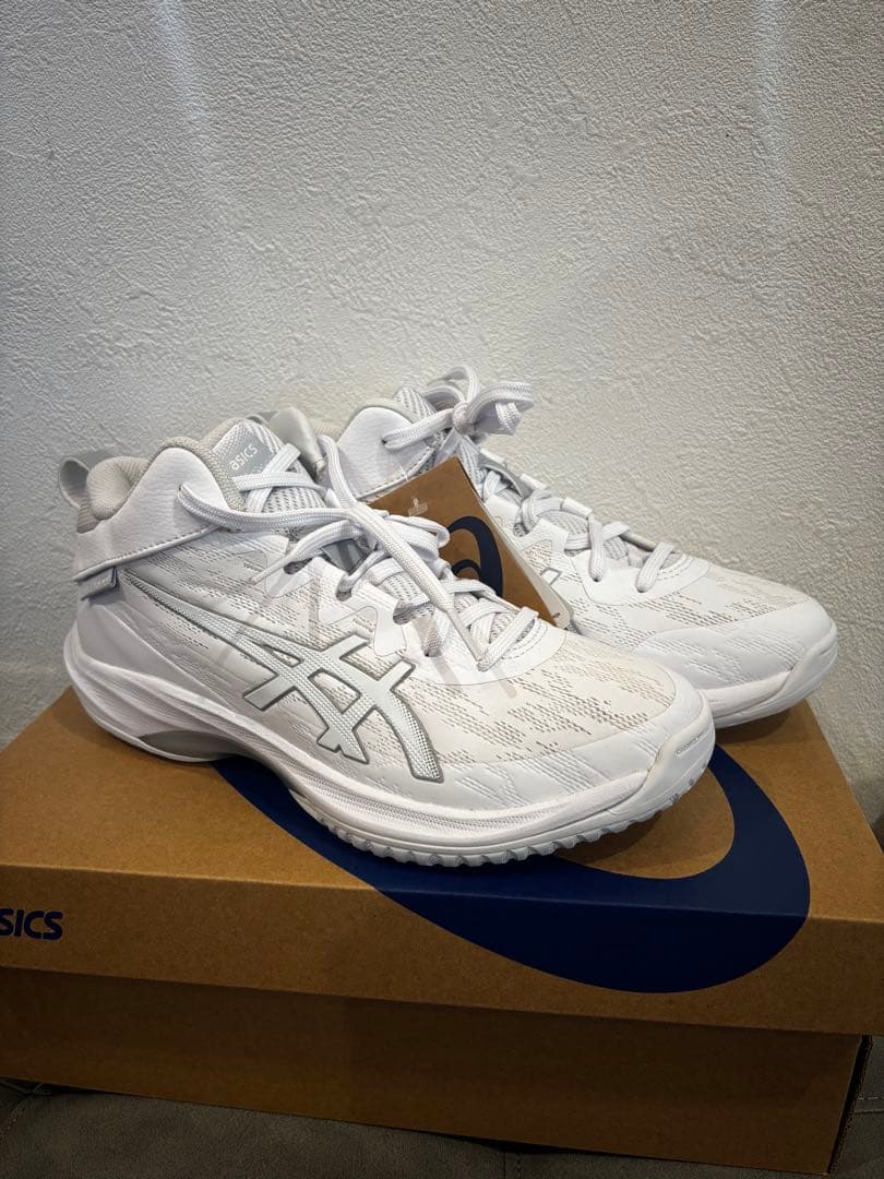 値下げ✴︎新品未使用✴︎アシックスGELHOOP V17