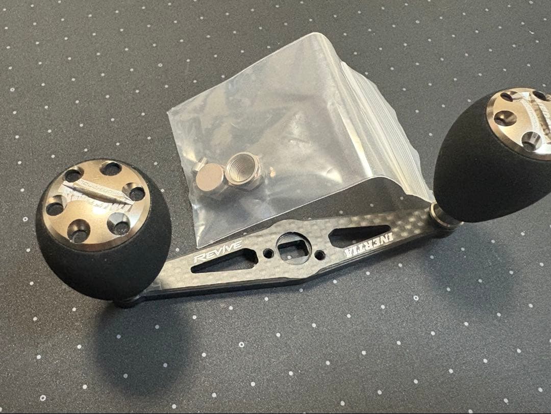 イナーシャ カーボンハンドル revive 92mm ダイワ アブ zpi