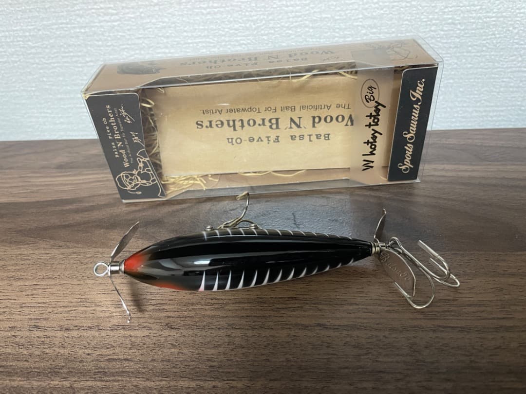 ザウルス WホッツィートッツィーBig ブラックボーン新品未使用