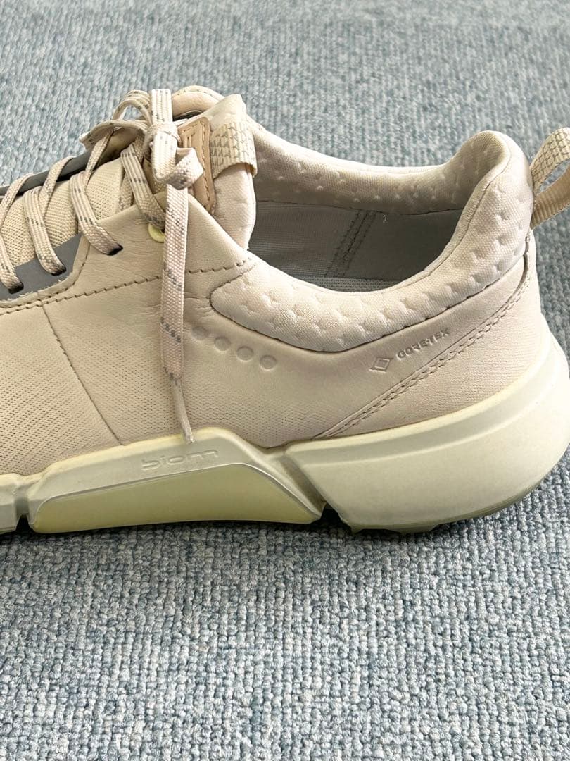 ecco エコー　ベージュ レーデイスゴルフシューズ