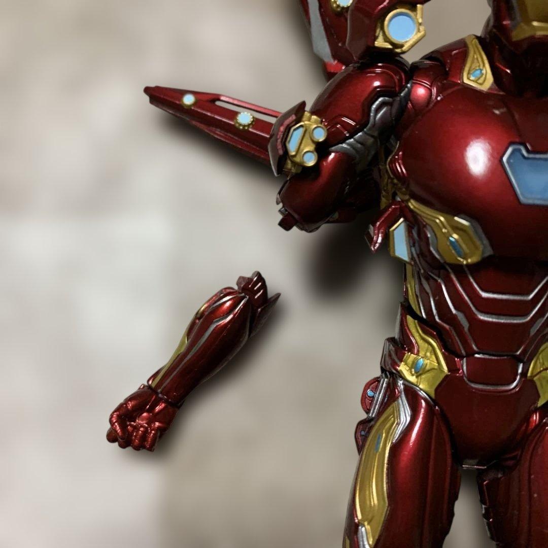アイアンマン マーク85 マーク50 ナノウエポンセット2(右腕破損)台座セット