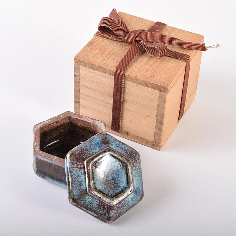 茶道具　河井貫次郎作　呉洲　八角盒子　香合　共箱　M　R8046