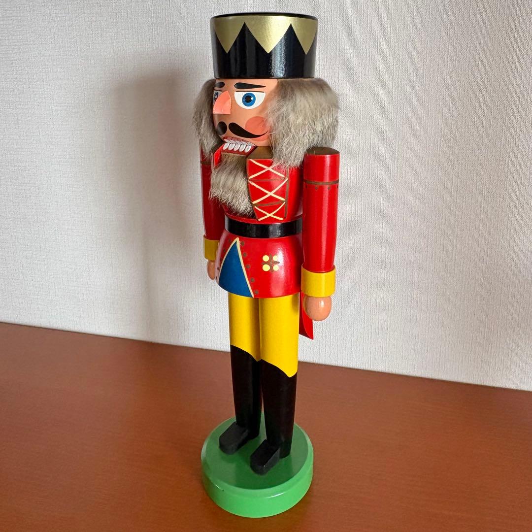ドイツ エルツ山地 くるみ割り人形 王様 高さ35cm legler製