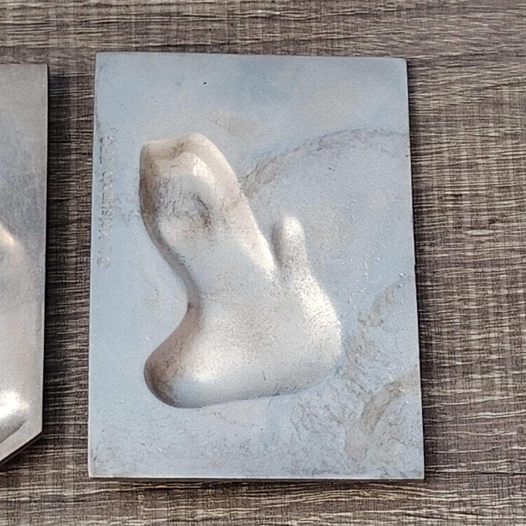 【グッズ】 宇宙戦艦ヤマト 沖田艦長 金属彫刻 レリーフ レア 希少 銀色 人気