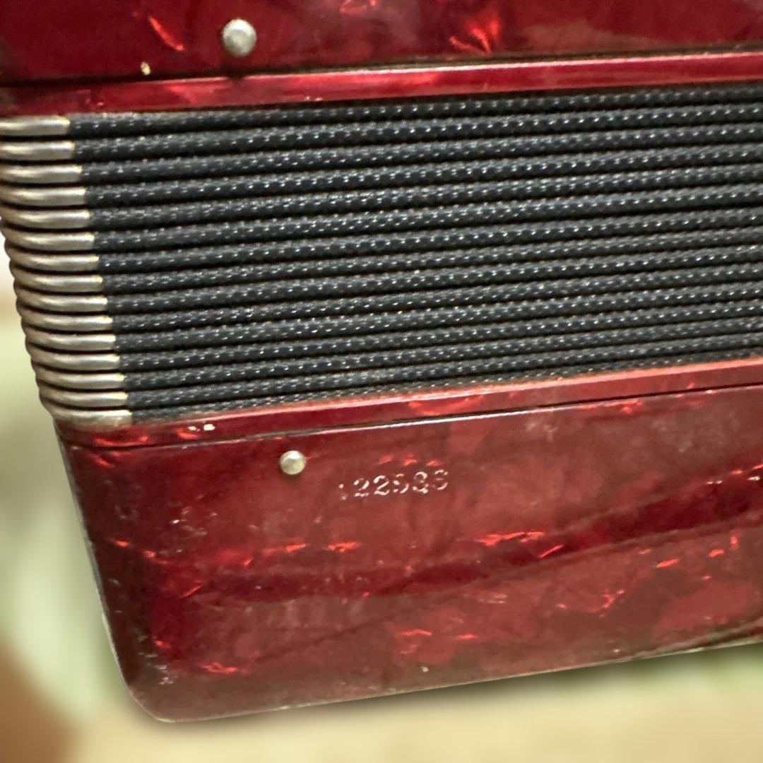 ヤマハ　YAMAHA アコーディオン　ピアノ　鍵盤　楽器　演奏　赤　ソフトケース