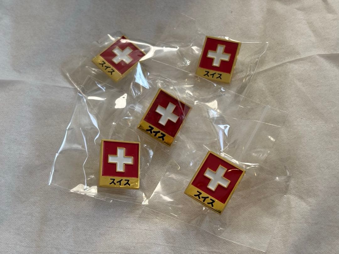 10点EXPO 2025 大阪関西万博スイス館ピンバッジ